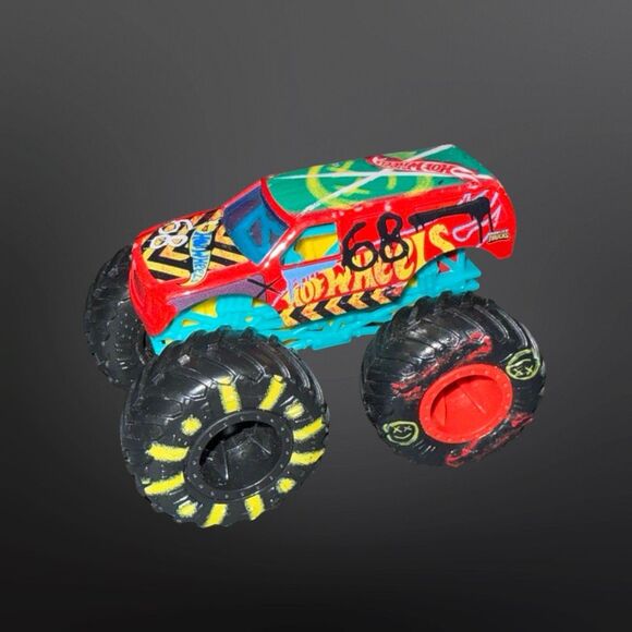 Hot Wheels Monster Trucks Roarin' Wreckers Demo Derby Monster Jam Truck 1:64 A25 - Picture 3 of 4